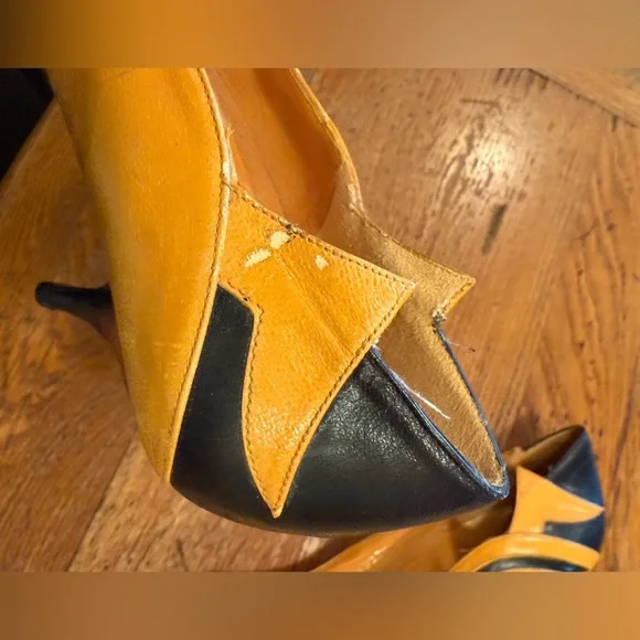 Vintage Sacha London Shoe, Size 8B - Picture 3 of 7